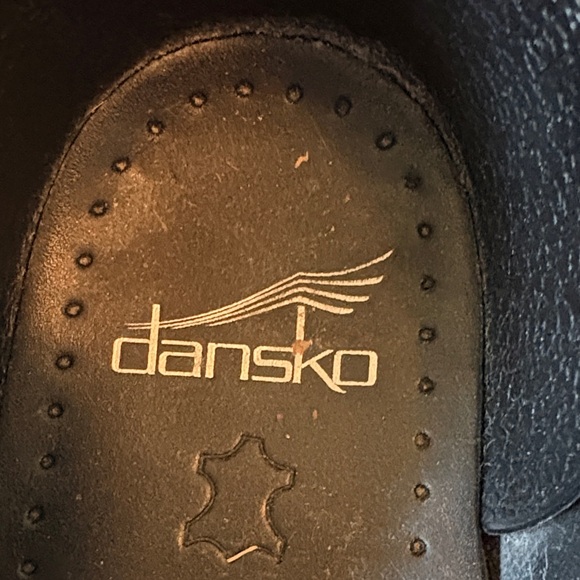 Dansko Black Shiny Mules - Picture 2 of 7